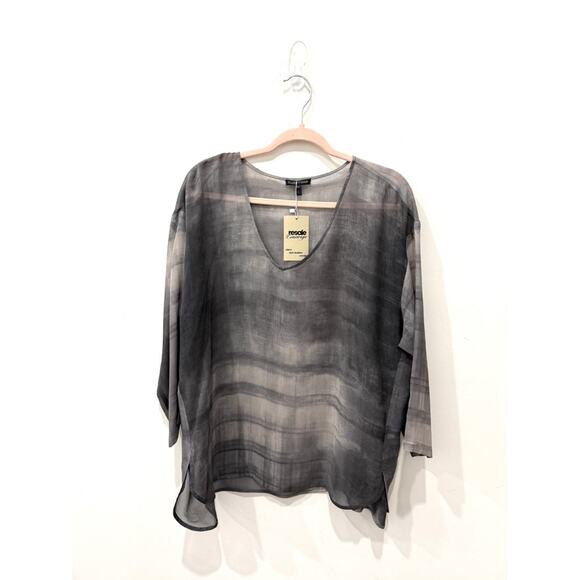 Eileen Fisher Silk 3/4 Sleeve Semi-Sheer V-Neck Hi-Low Blouse Gray Womens Size L - Picture 2 of 5